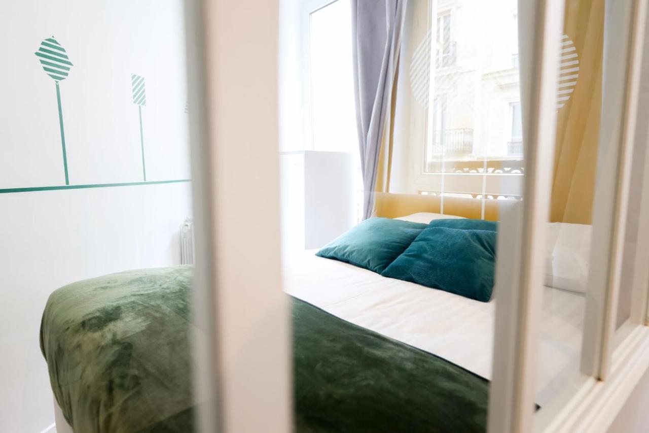 Green Apartment Near Montmartre And Opera Paris Exterior foto